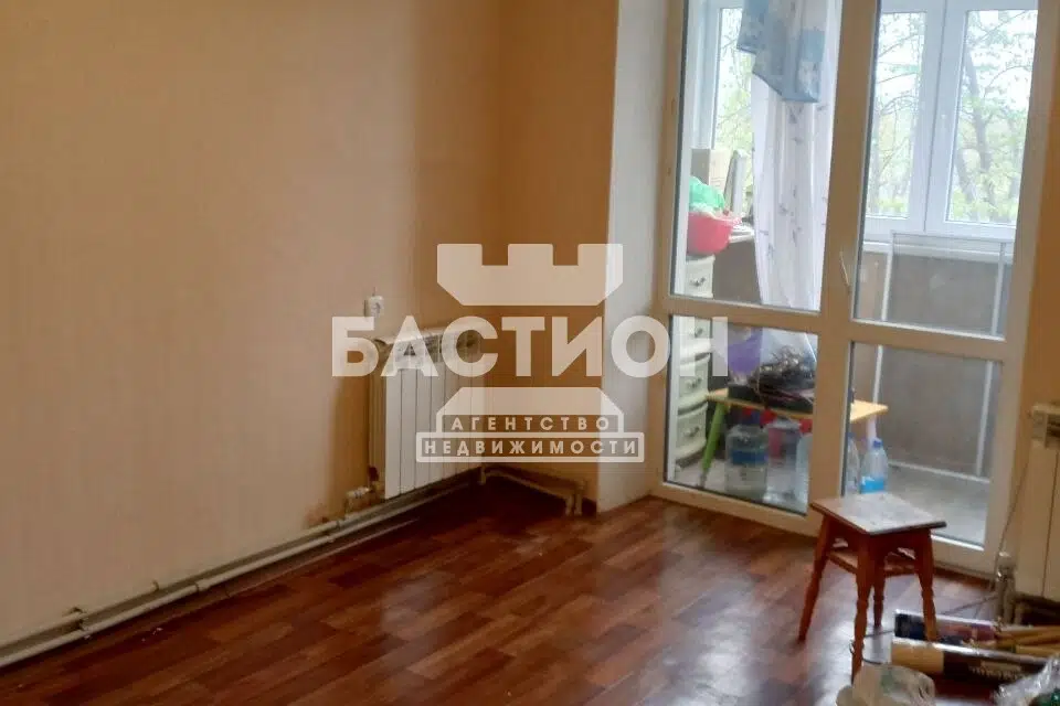 Продаётся 4-комнатная квартира, 74.3 м²