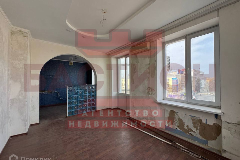 Продаётся 3-комнатная квартира, 75.2 м²