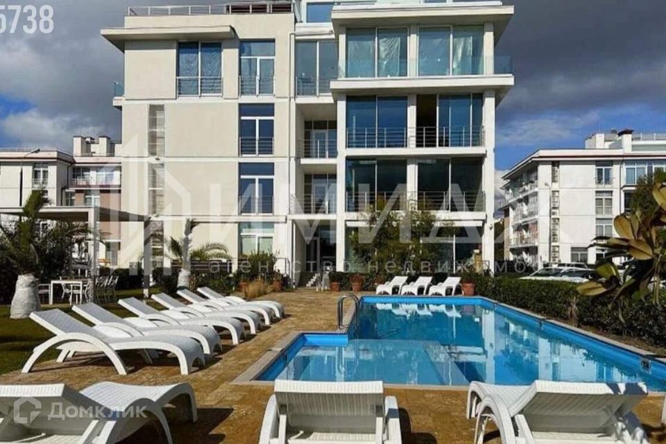 Продаётся 2-комнатная квартира, 65 м²