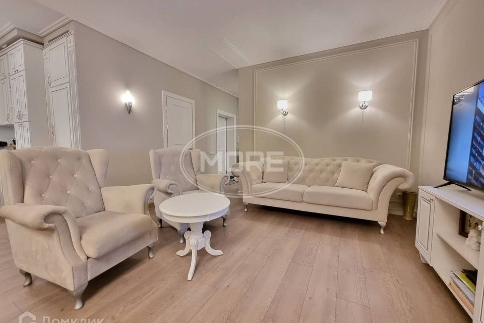 Продаётся 3-комнатная квартира, 100 м²