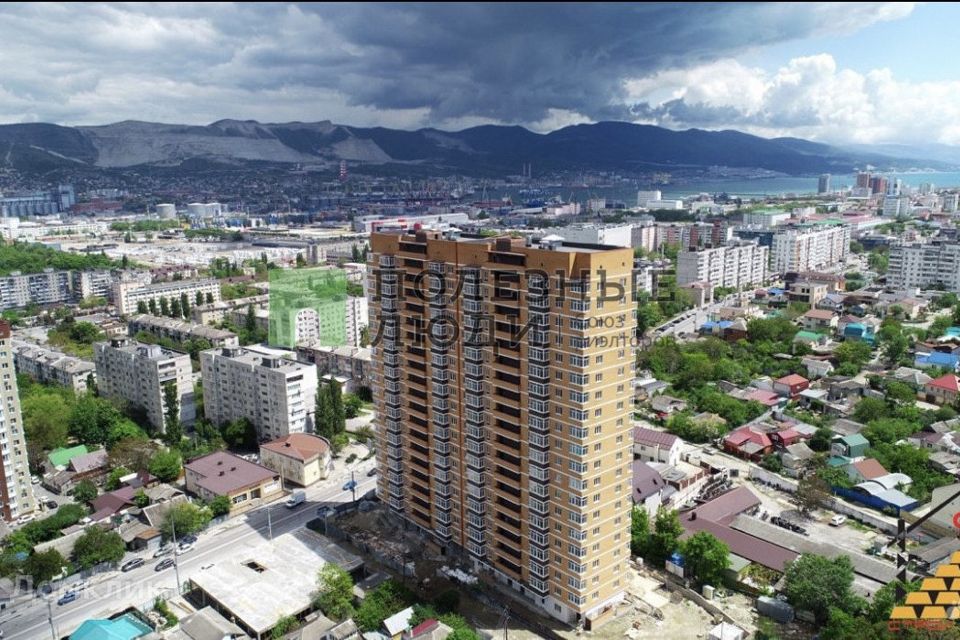 Продаётся 1-комнатная квартира, 43 м²