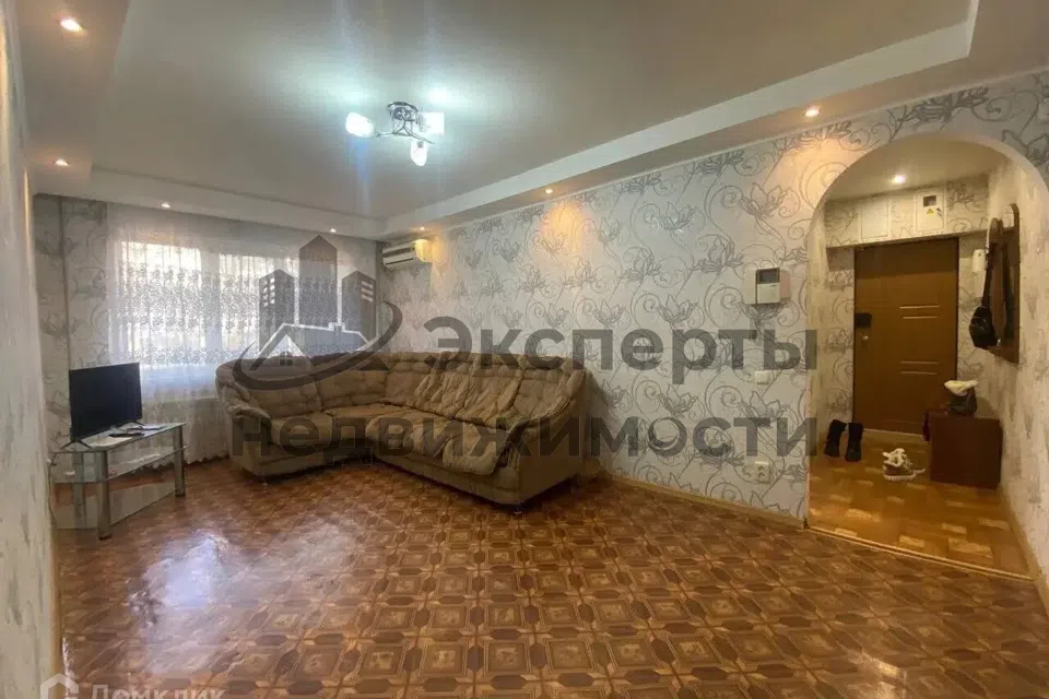Продаётся 3-комнатная квартира, 57 м²