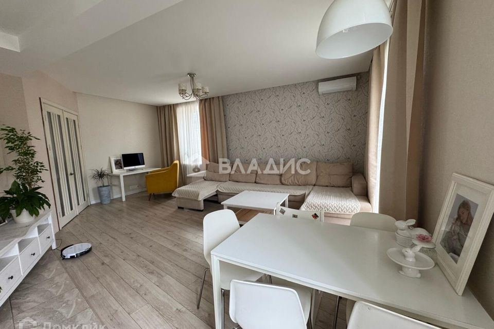 Продаётся 3-комнатная квартира, 87 м²