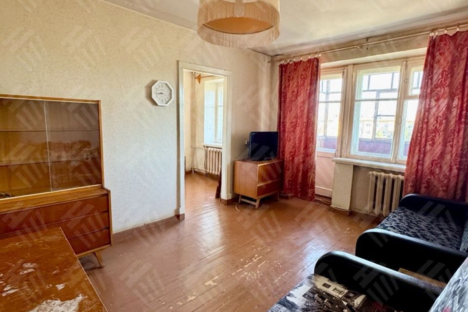 Продаётся 3-комнатная квартира, 55.9 м²