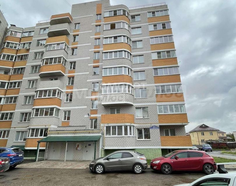 Продаётся 2-комнатная квартира, 81.9 м²