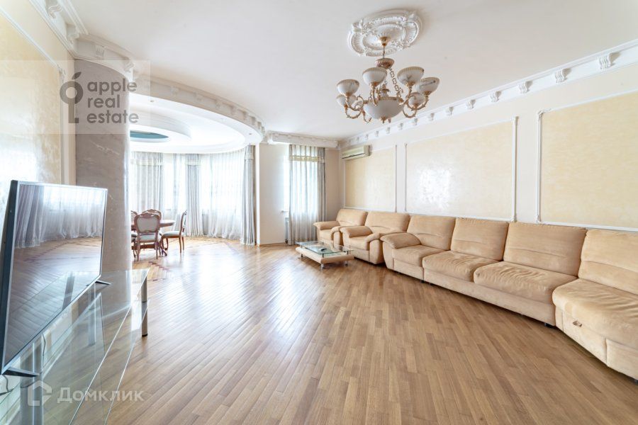 Сдаётся 3-комнатная квартира, 180 м²