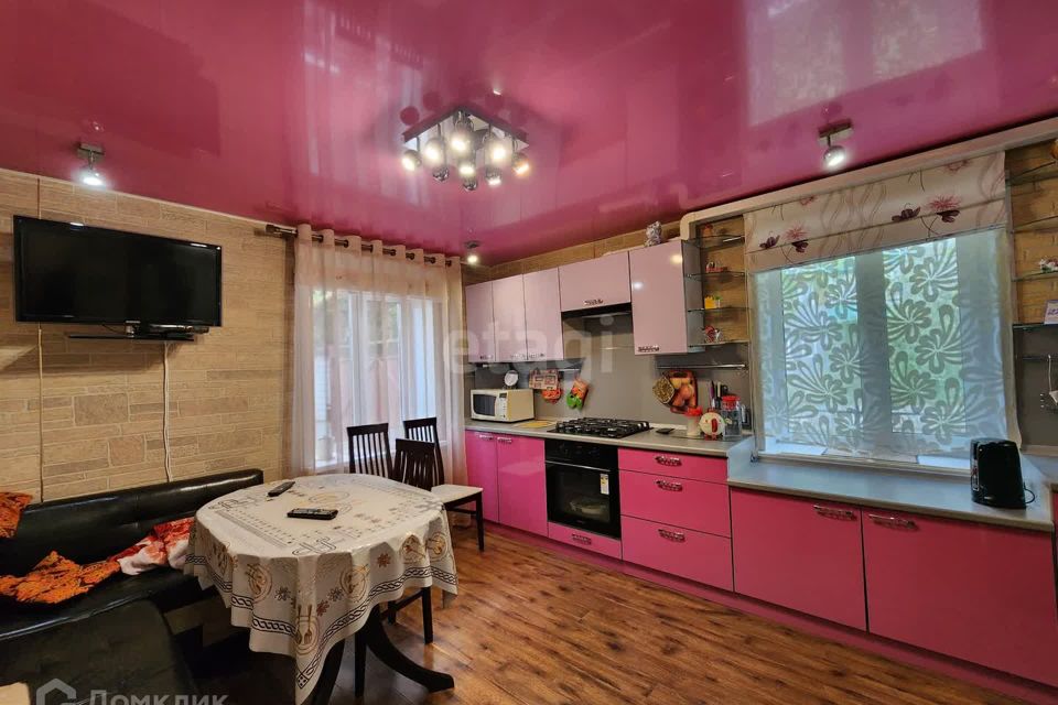 Продаётся 3-комнатная квартира, 41.1 м²