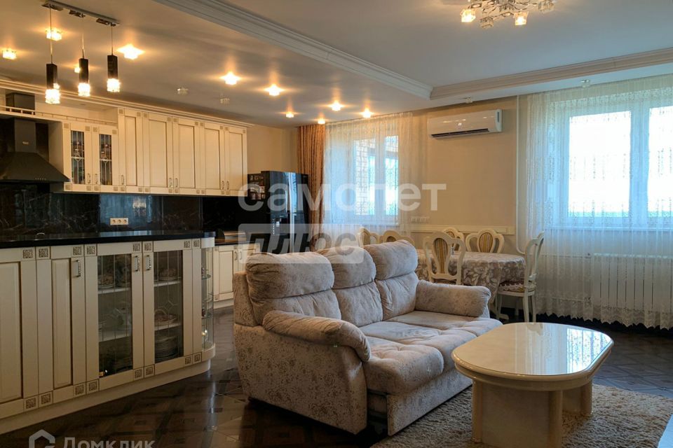 Продаётся 3-комнатная квартира, 91.6 м²