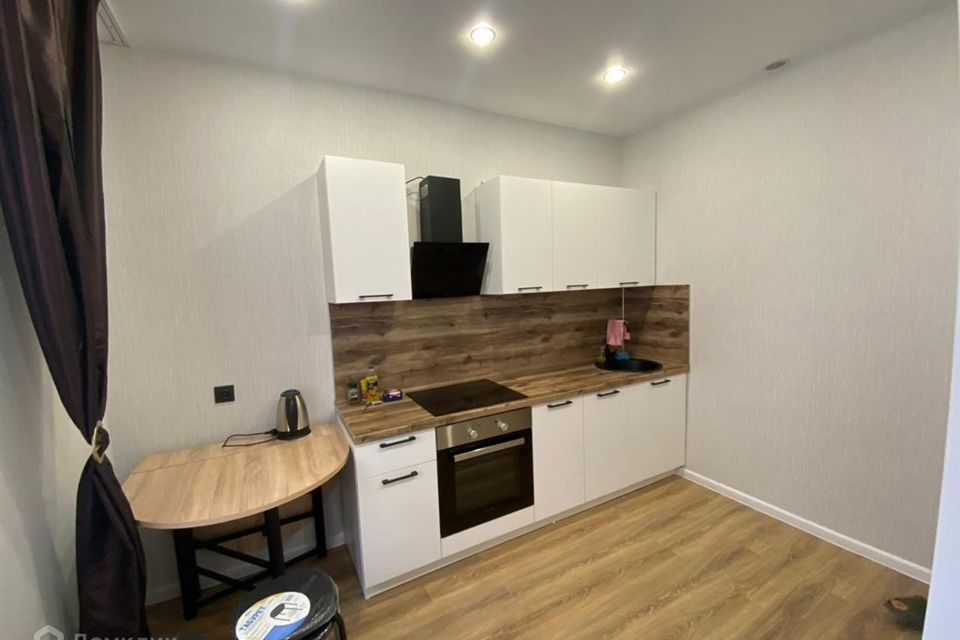 Сдаётся 1-комнатная квартира, 37 м²