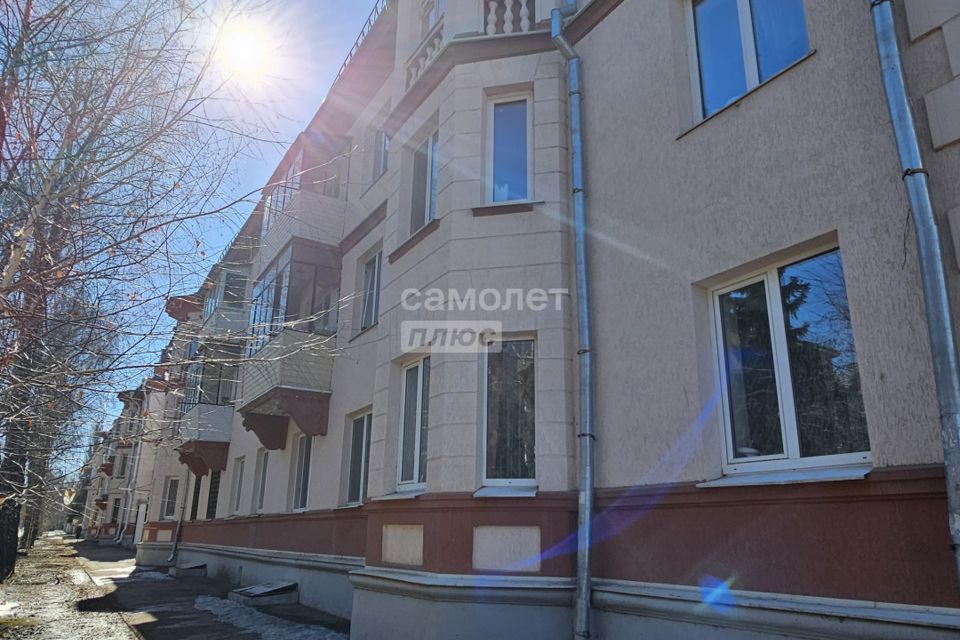 Продаётся 2-комнатная квартира, 49.8 м²