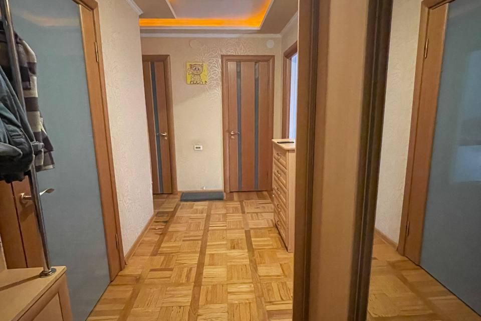 Продаётся 3-комнатная квартира, 72.4 м²