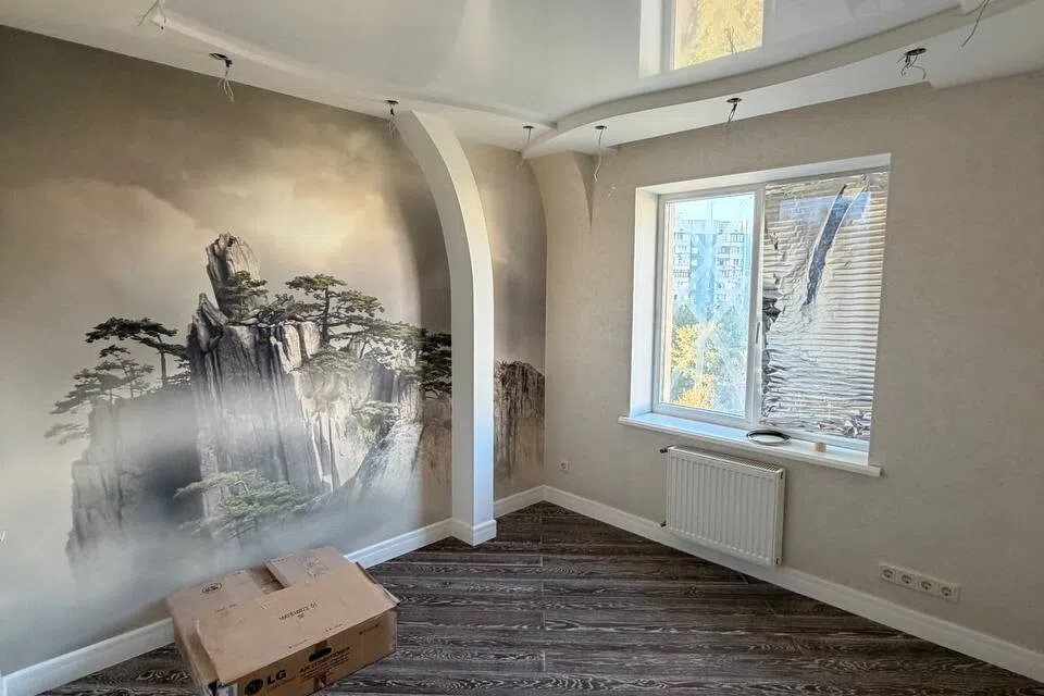 Продаётся 4-комнатная квартира, 90 м²