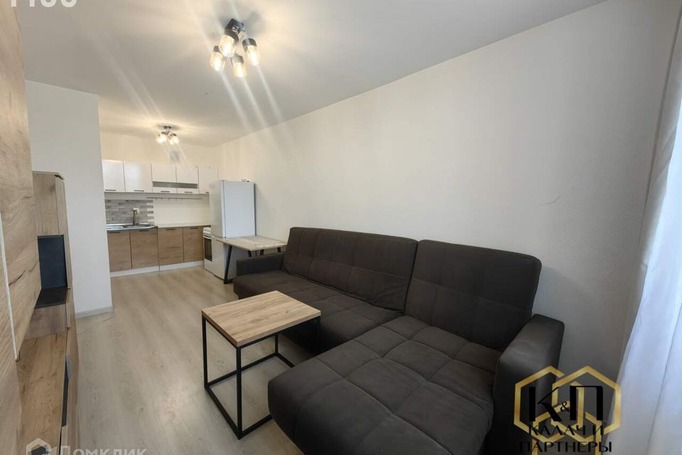 Продаётся 1-комнатная квартира, 37.3 м²