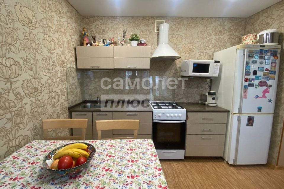 Продаётся 3-комнатная квартира, 66.1 м²