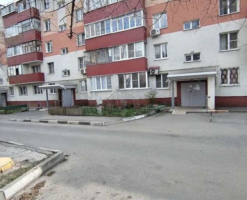 Продаётся 3-комнатная квартира, 60 м²