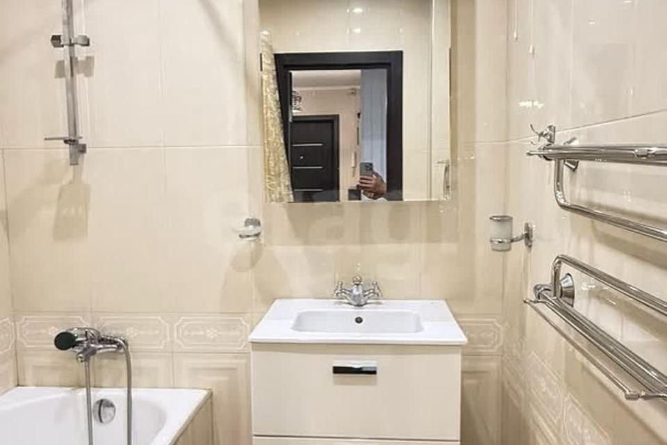 Продаётся 2-комнатная квартира, 56 м²
