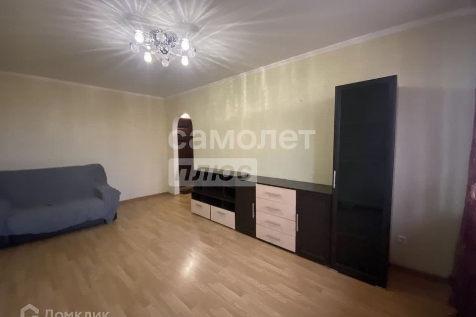 Сдаётся 1-комнатная квартира, 38 м²