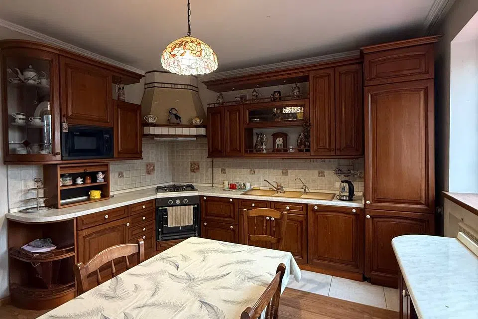 Продаётся 2-этажный дом, 350 м²