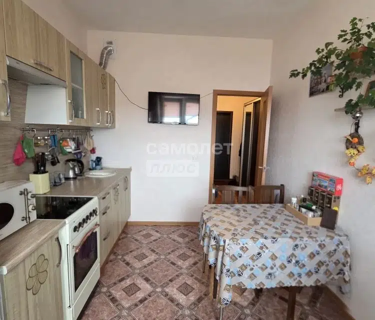 Продаётся 1-комнатная квартира, 36.8 м²