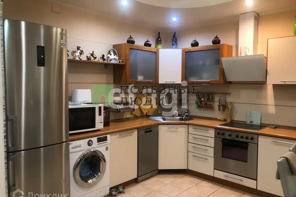 Продаётся 3-комнатная квартира, 82.1 м²