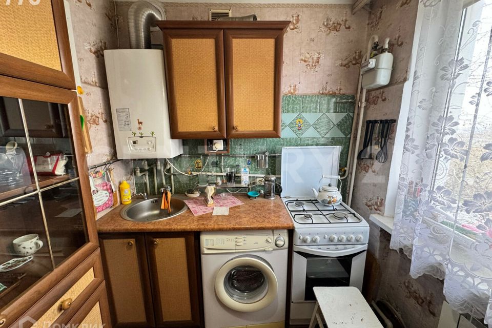 Продаётся 3-комнатная квартира, 51.3 м²