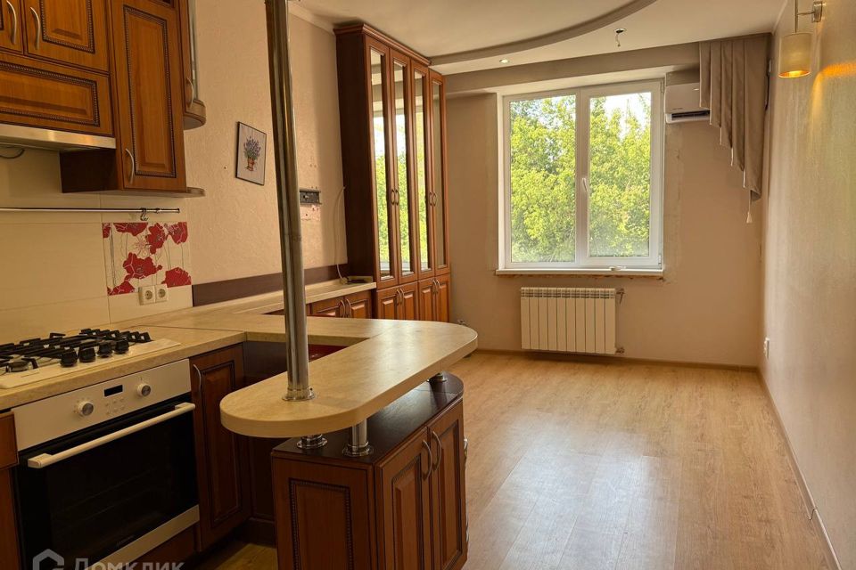 Продаётся 2-комнатная квартира, 74.3 м²