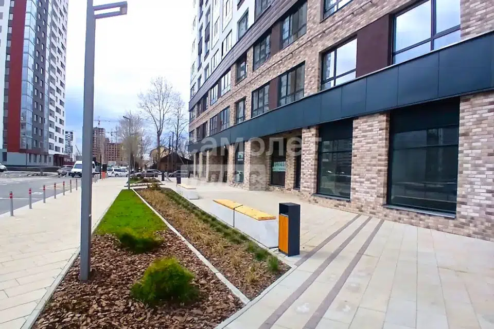 Сдаётся помещение своб. назначения, 240 м²
