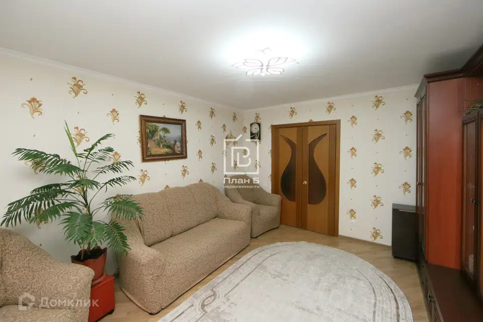 Продаётся 4-комнатная квартира, 80 м²