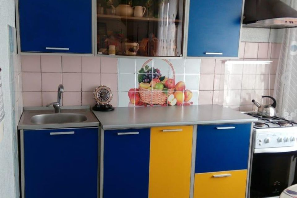 Продаётся 3-комнатная квартира, 62.4 м²