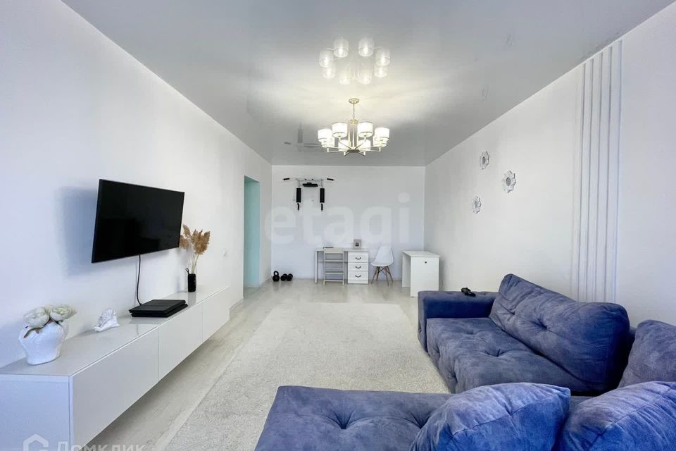 Продаётся 2-комнатная квартира, 69.7 м²