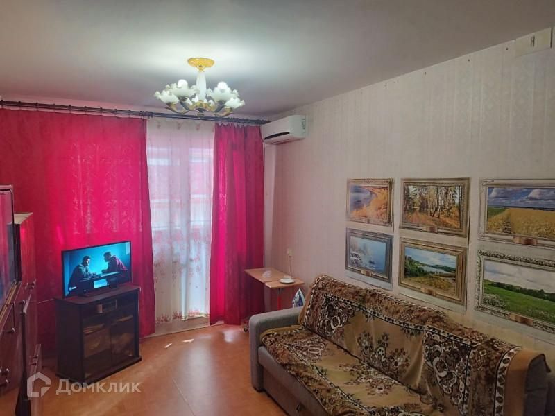 Продаётся 1-комнатная квартира, 38.6 м²