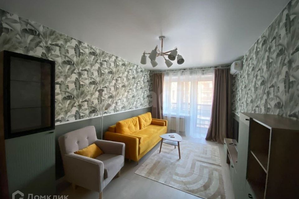 Сдаётся 2-комнатная квартира, 67.8 м²