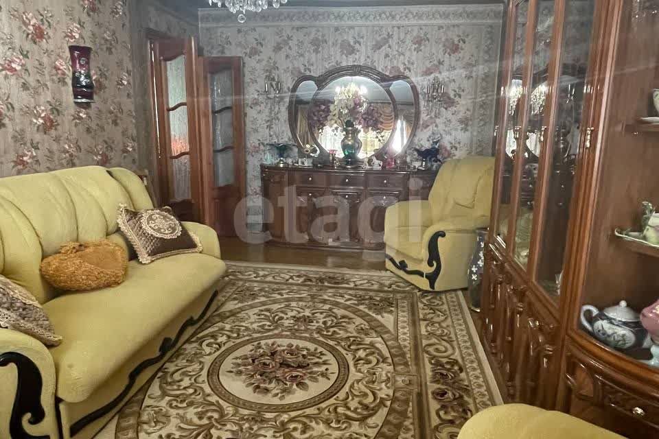 Продаётся 4-комнатная квартира, 80.4 м²