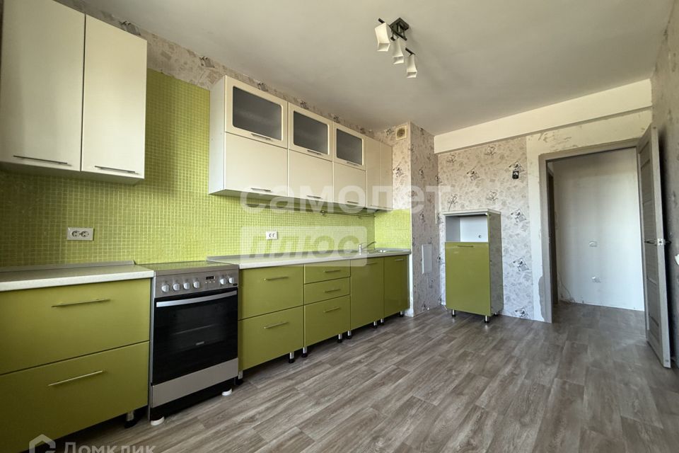 Продаётся 3-комнатная квартира, 72.8 м²