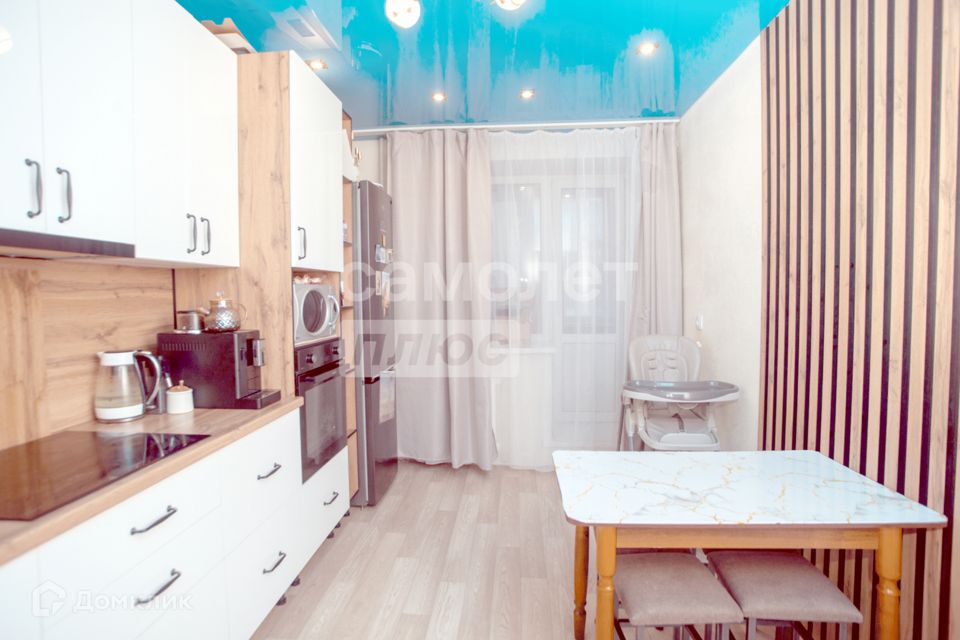 Продаётся 1-комнатная квартира, 48 м²