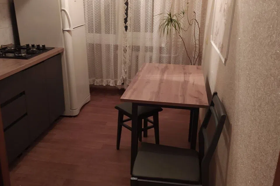Сдаётся 2-комнатная квартира, 45 м²