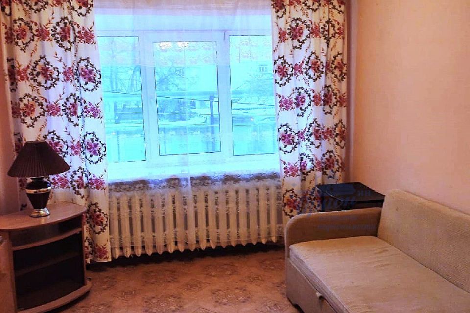 Продаётся комната в 6-комн. квартире, 12 м²