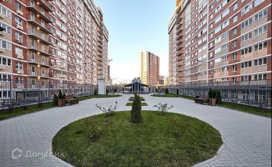 Продаётся 2-комнатная квартира, 62.4 м²