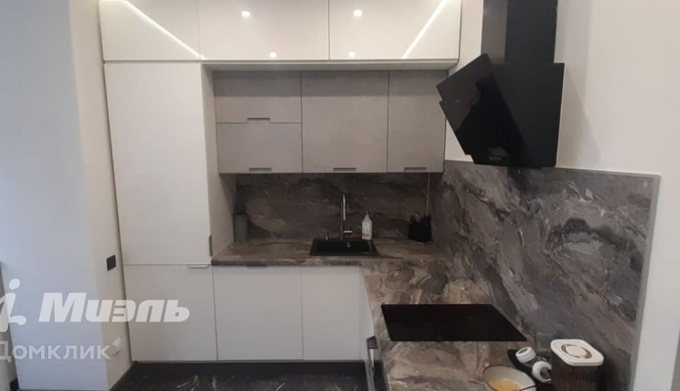Продаётся 1-комнатная квартира, 40.5 м²
