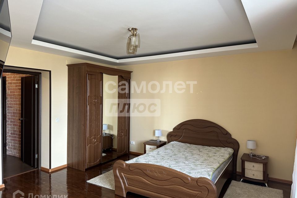 Сдаётся 2-комнатная квартира, 69.5 м²