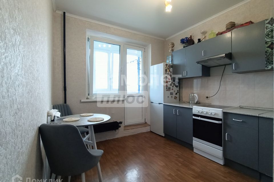 Продаётся 1-комнатная квартира, 42.3 м²