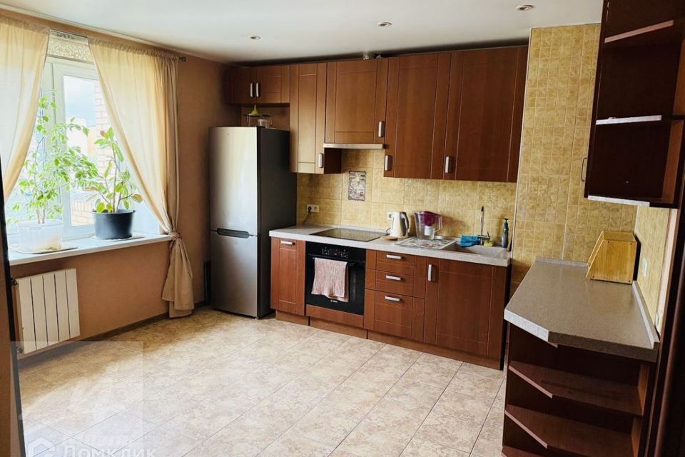 Сдаётся 2-комнатная квартира, 62.9 м²