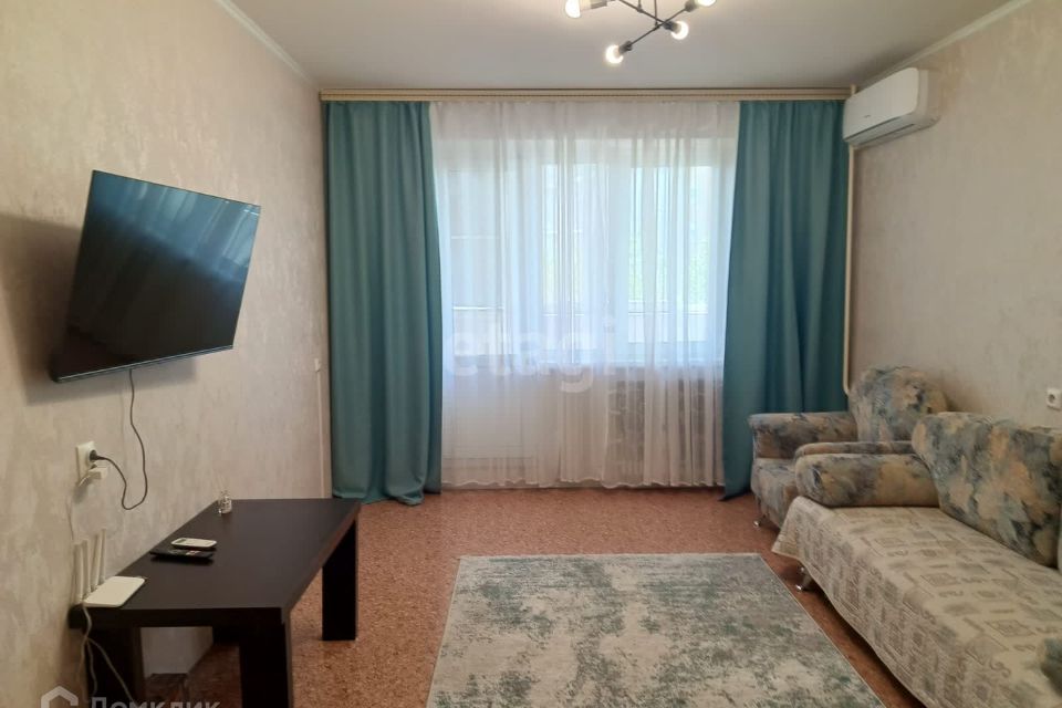 Продаётся 1-комнатная квартира, 38 м²
