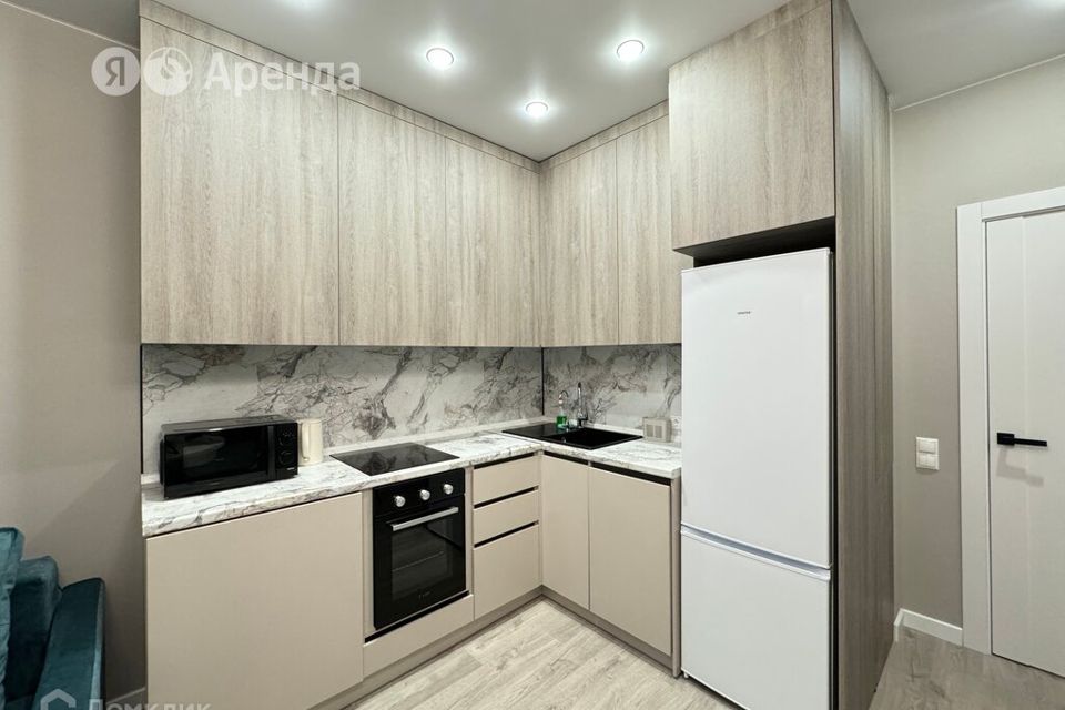 Сдаётся 2-комнатная квартира, 65 м²