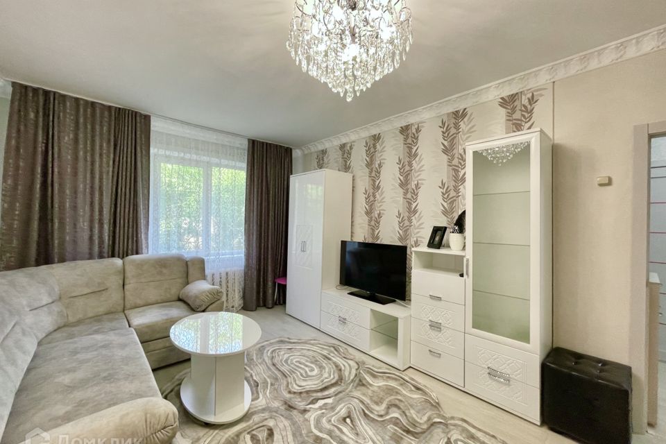 Продаётся 1-комнатная квартира, 37.2 м²