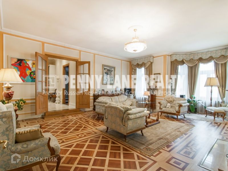 Сдаётся 4-комнатная квартира, 157 м²