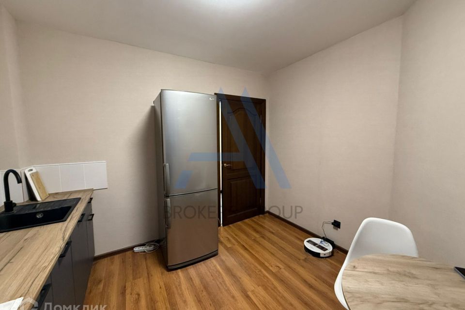 Продаётся 3-комнатная квартира, 74.3 м²