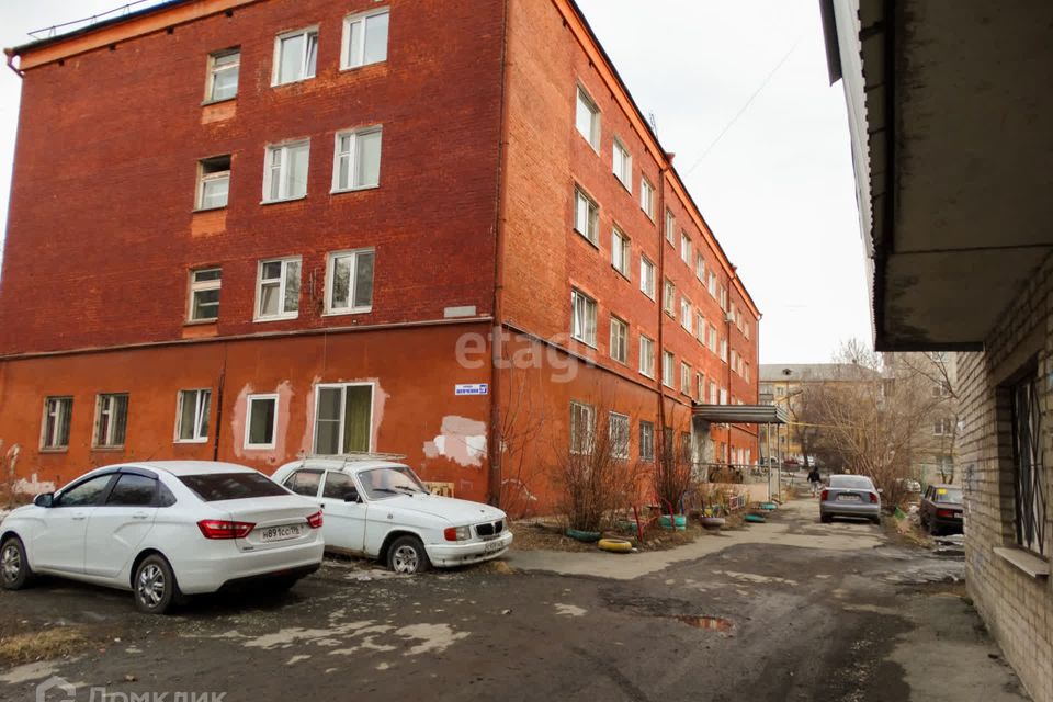 Продаётся комната в 1-комн. квартире, 18.3 м²