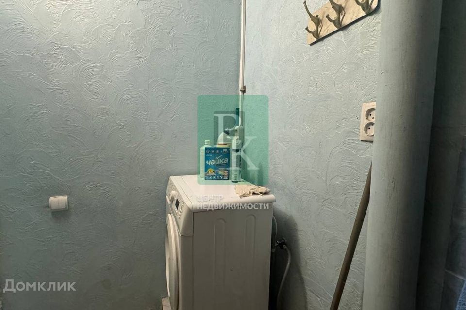 Продаётся комната в 1-комн. квартире, 18 м²