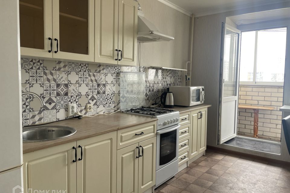 Сдаётся 1-комнатная квартира, 39 м²